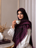 روسری نخ ابریشم ژاکارد لمه قواره۱۴۰طرح سلطنتیکد۰۳۲